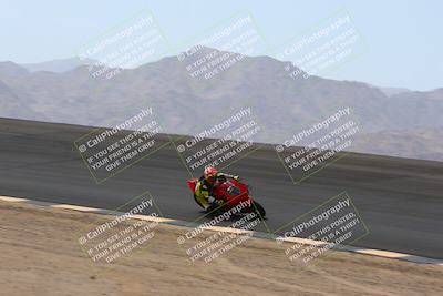 media/Apr-10-2022-SoCal Trackdays (Sun) [[f104b12566]]/Bowl (11am)/